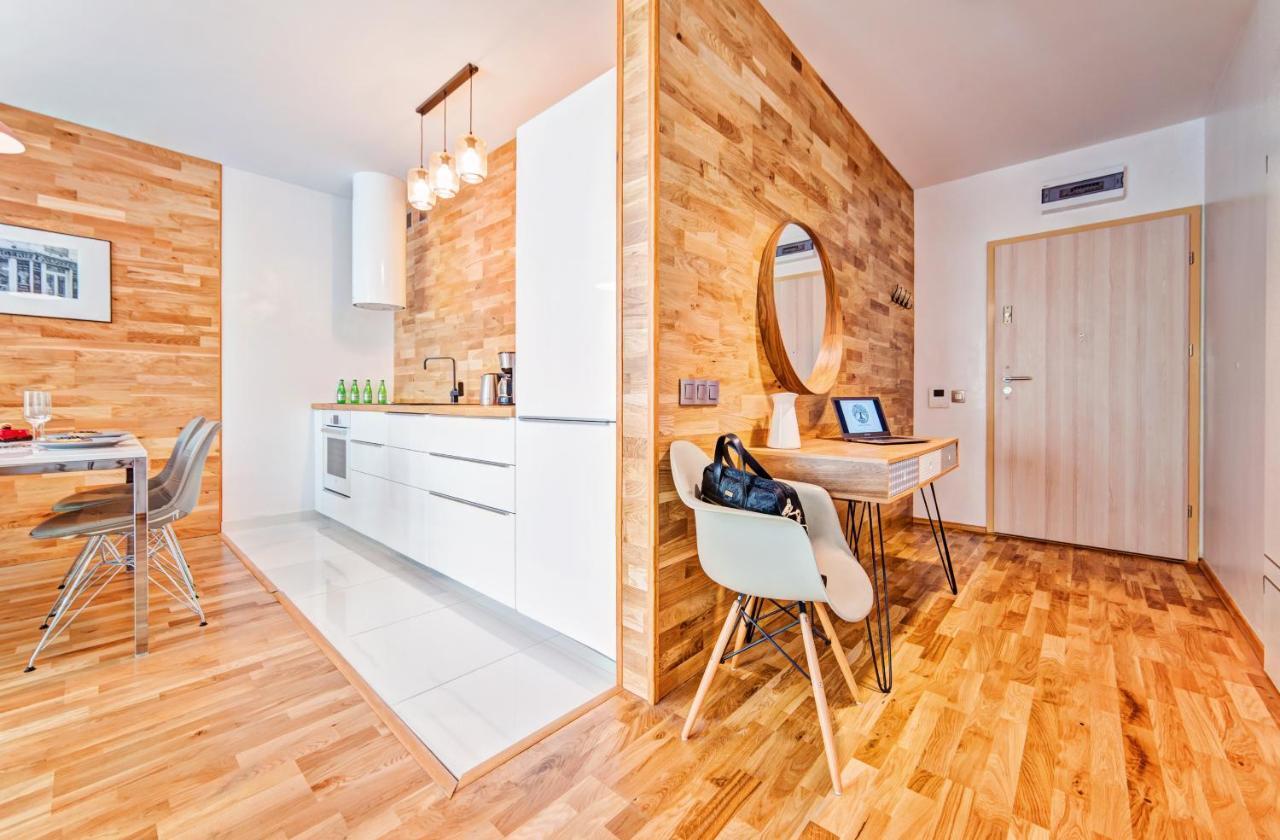 Apartamenty Homely Place Centrum - Stary Rynek - Parking Posen Exterior foto